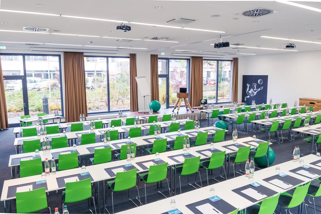 Lindner Hotel Frankfurt Sportpark, Part Of Jdv By Hyatt Frankfurt am Main Eksteriør bilde